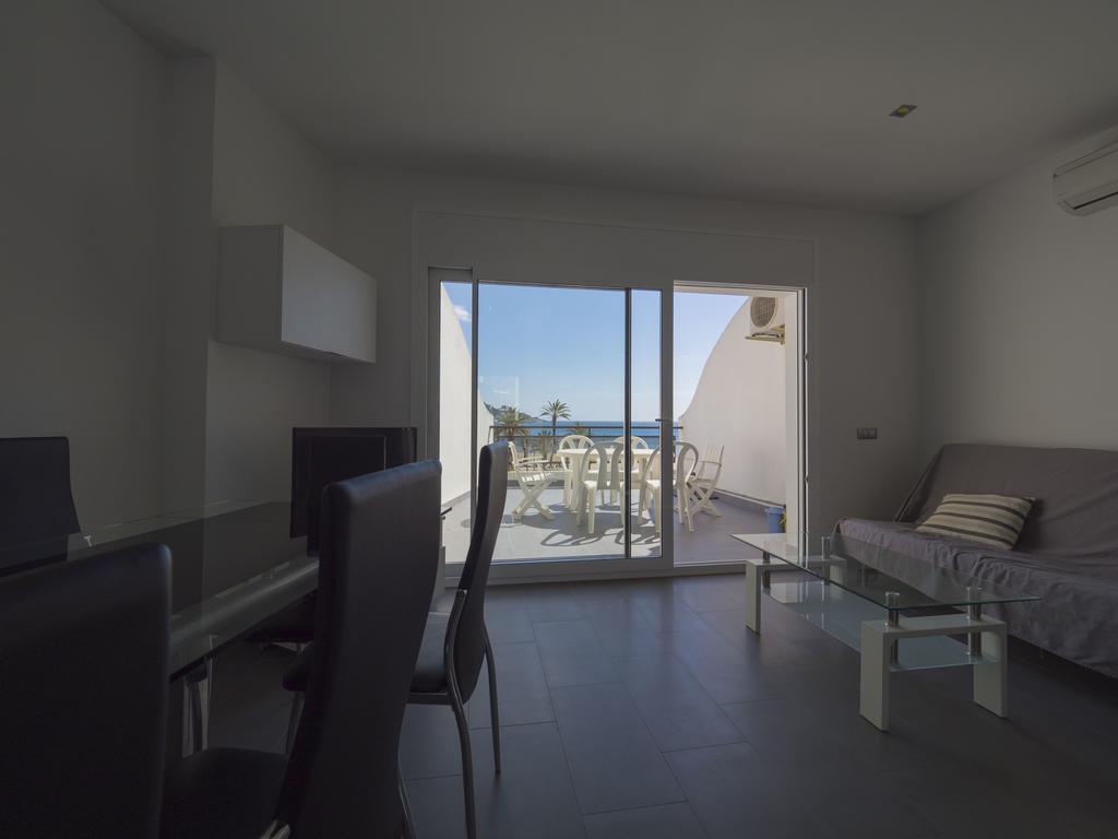 Inmosantos Oasis B8 Apartment Росес Екстериор снимка